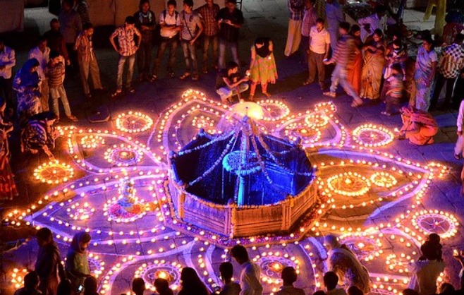 A Torino la “Festa della Luce”, fra yoga e tanti eventi “Diffondiamo i valori della pace”