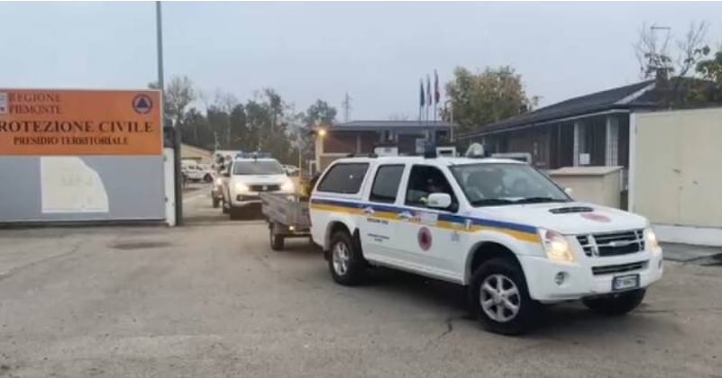 Il Piemonte in soccorso alla Toscana, dopo la tremenda alluvione: partiti i volontari della Protezione Civile