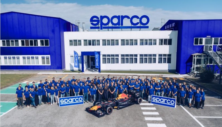 Torino – “Avrai un figlio nel 2024? Ti regalo 3mila euro”. Il bel gesto dell’azienda Sparco