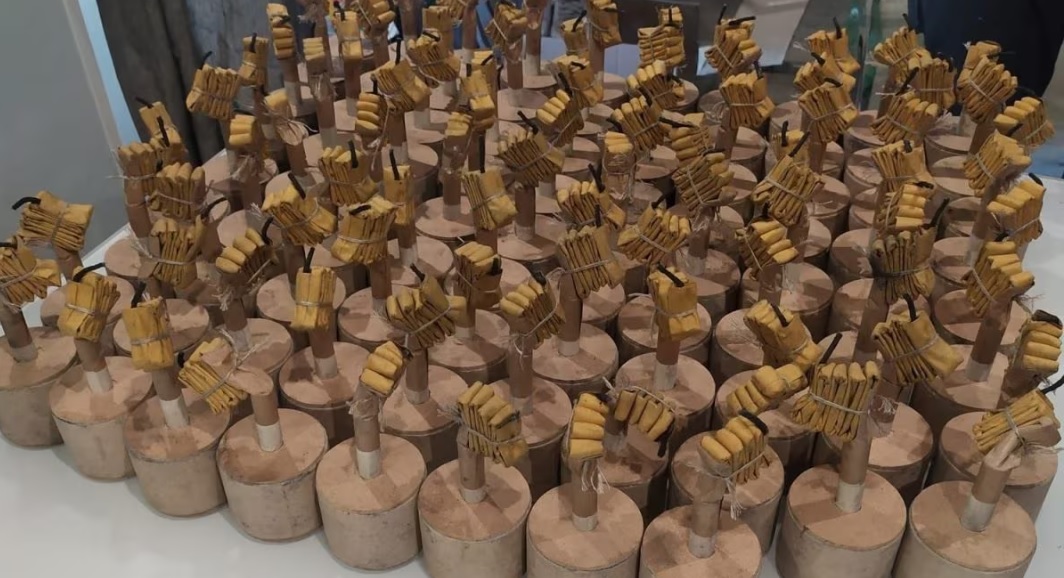 Torino – Maxi sequestro di 1,5 tonnellata di fuochi illegali: un’esplosione avrebbe causato un disastro