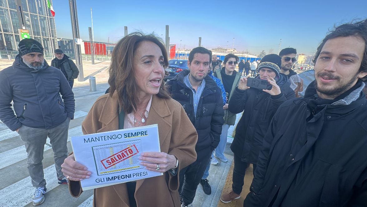 Torino – Università, l’assessore Chiorino incontra gli studenti che protestano: “Pagate tutte le borse di studio dei vincitori, siamo stati di parola”