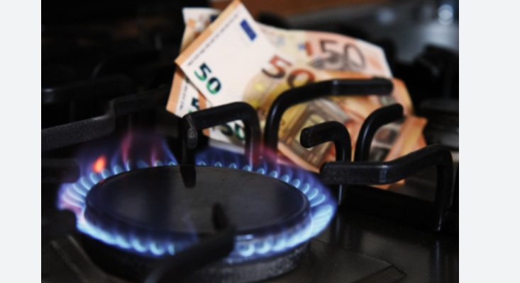 Torino – “Da luce e gas arriverà stangata da 700 euro a famiglia nel 2024”. Lo studio