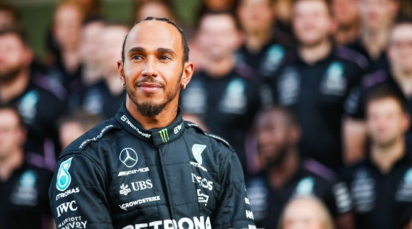 Clamoroso in F1: Hamilton alla Ferrari. L’annuncio