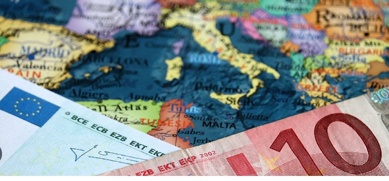 Economia – Ocse riduce stime Pil su Eurozona: rischi dal Mar Rosso per l’inflazione