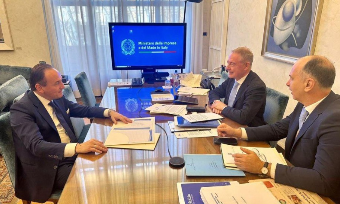 Torino – Futuro di Mirafiori: il caso Stellantis arriva a Roma. Incontro Cirio- ministro Urso, ecco come è andata