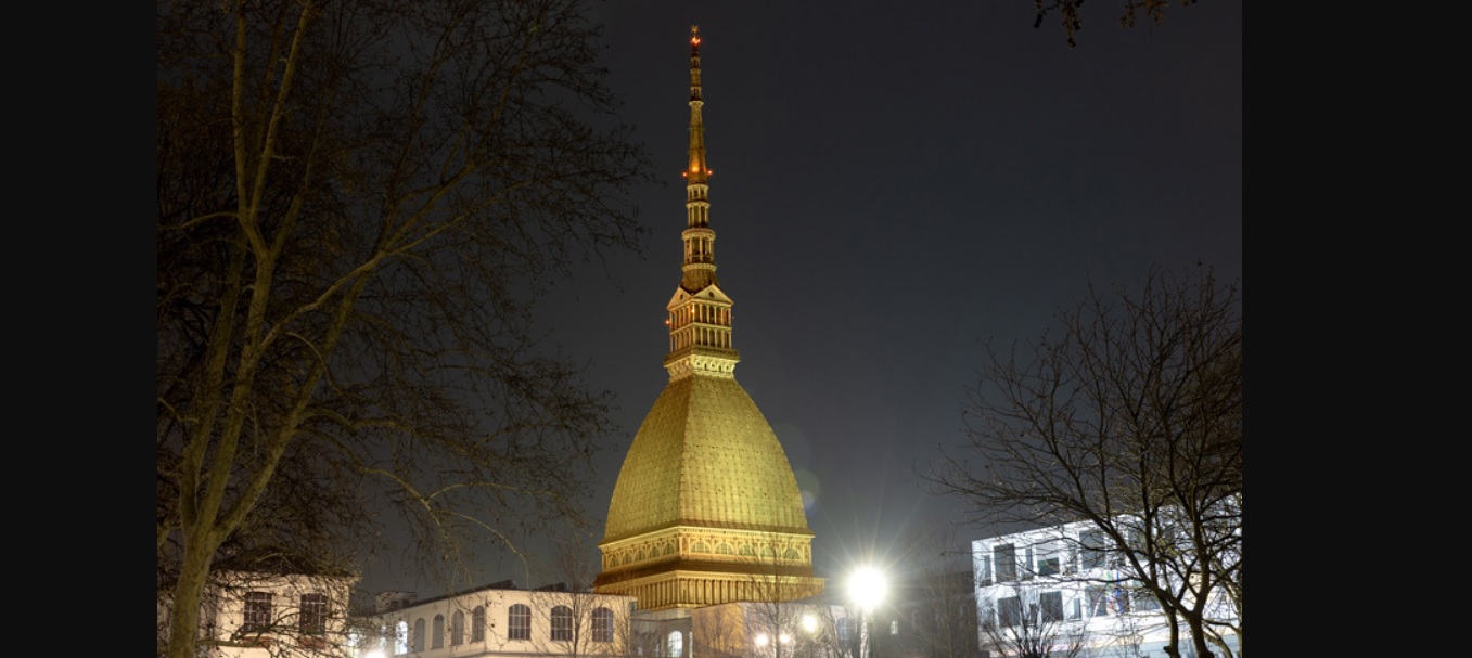 A Torino arriva il Tour de France: 100 giorni al grande evento. E la Mole si illumina di giallo