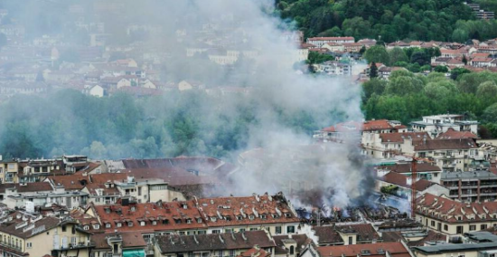 Torino – Incendio in centro: palazzo evacuato a pochi passi dalla Mole. Cosa è successo
