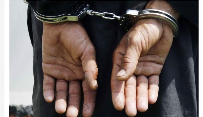 Torino – Pusher a 60 anni, nascondeva la droga in cantina: scoperto e arrestato