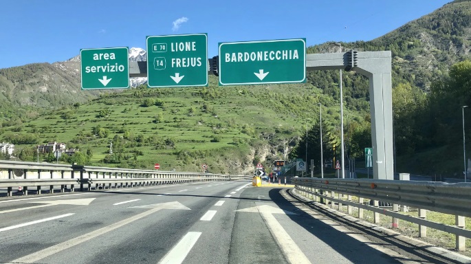 Torino – Le mani della ‘ndrangheta sull’autostrada Torino-Bardonecchia: 9 arresti