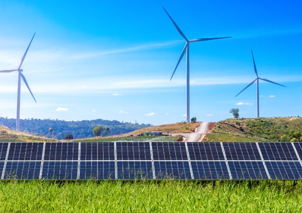 L’Europa segna un record: Il 60% dell’elettricità arriva da fonti “pulite” – “E’ un traguardo storico”