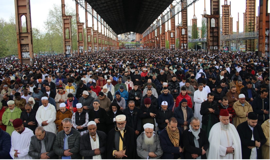 Torino – Parco Dora “invasa” per la festa di fine Ramadan