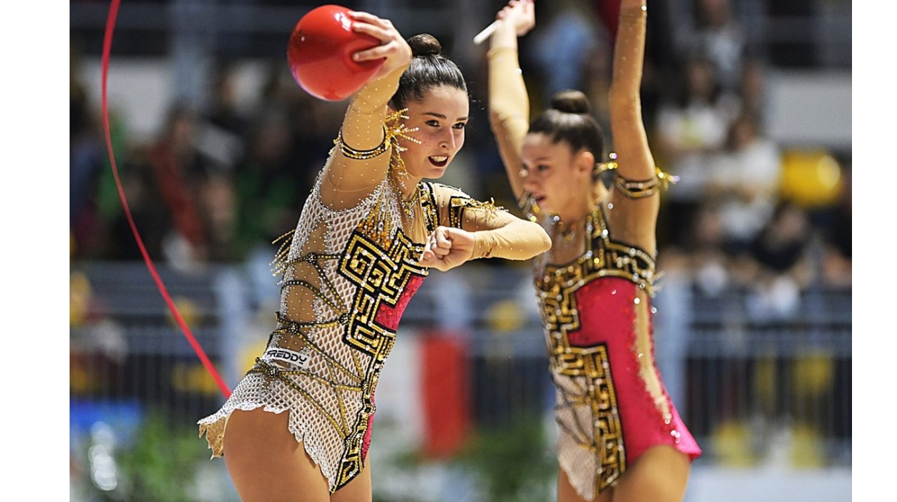 A Torino le più grandi campionesse della ritmica – Le ‘farfalle’ incantano un Palazzetto gremito