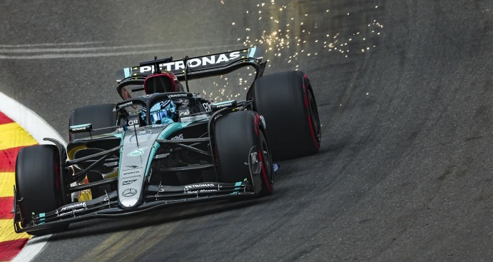 Clamoroso in F1 – La Mercedes di Russell squalificata, perde la vittoria “Trovata sottopeso”