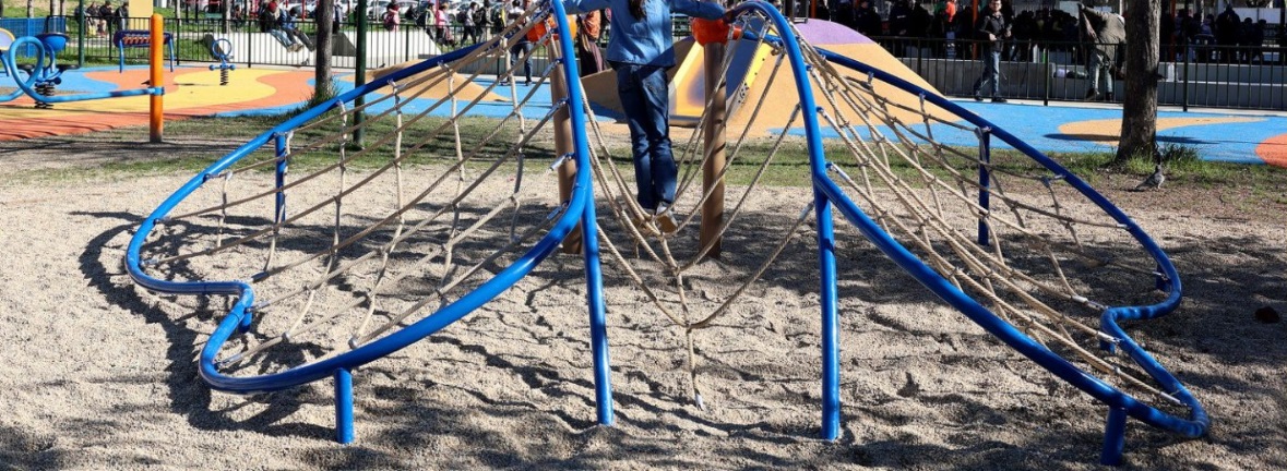 Torino – La distruzione dei Giardini Madre Teresa continua. Vandali distruggono opere costate 500mila euro: “Degrado e vandalismo, ora basta!”