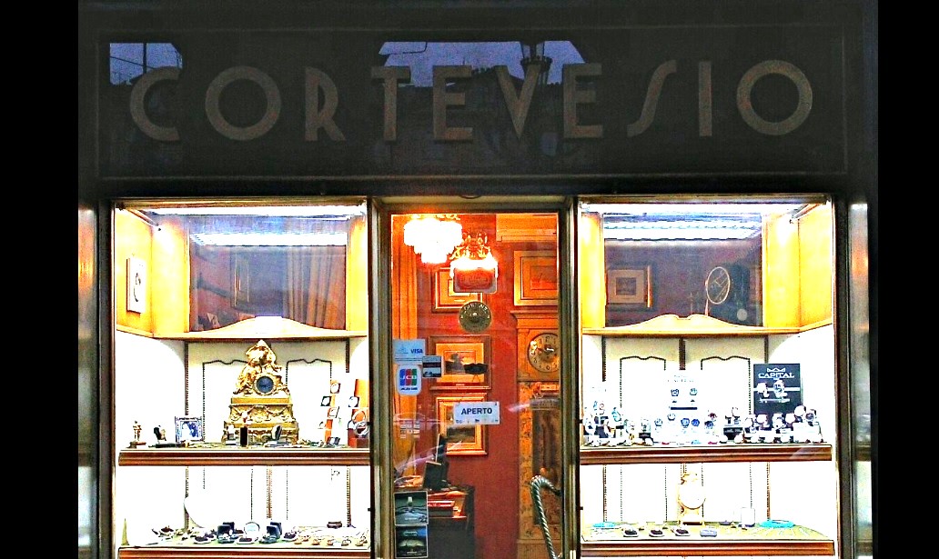 Torino – Chiude dopo 129 anni l’antica Gioielleria Cortevesio “Troppi furti!”: addio ad un pezzo di storia