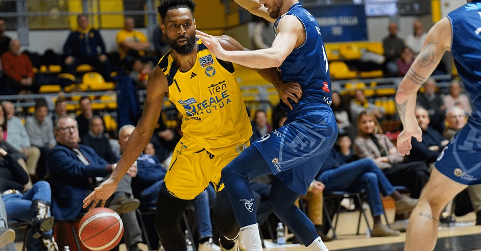 Torino – Reale Mutua Torino travolge la Fortitudo Bologna: +18 a colpi di triple: una grande gara