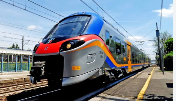 Torino – E’ caccia aperta all’uomo che compie atti osceni sui treni della linea Torino- Rivarolo. Le testimonianze dei passeggeri