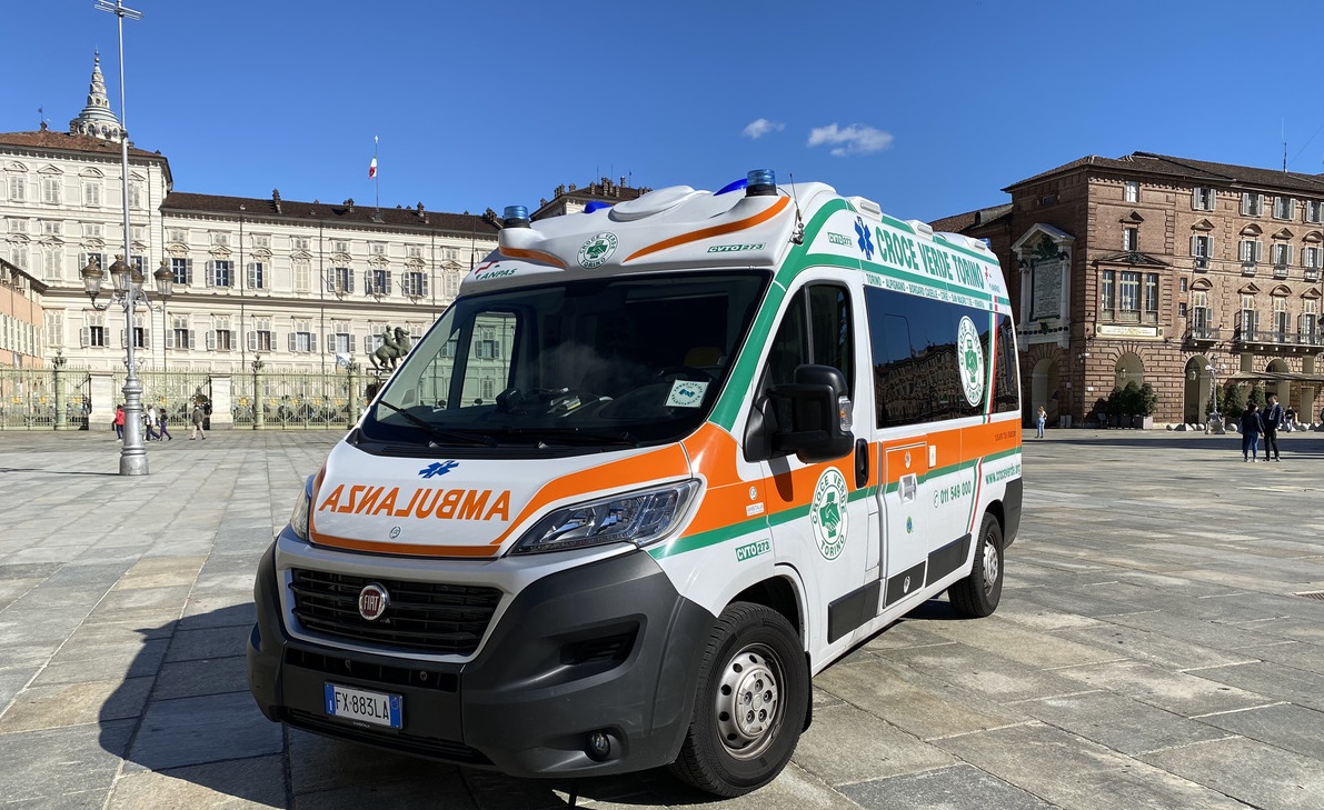Torino – La Croce Verde raggiunge un traguardo storico: entra in servizio l’ambulanza n.300: “Servizio fondamentale per tutti i Torinesi”