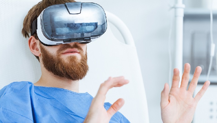 Torino – Crede di essere ai Caraibi mentre lo operano di tumore. Alle Molinette la medicina del futuro, grazie alla realtà virtuale