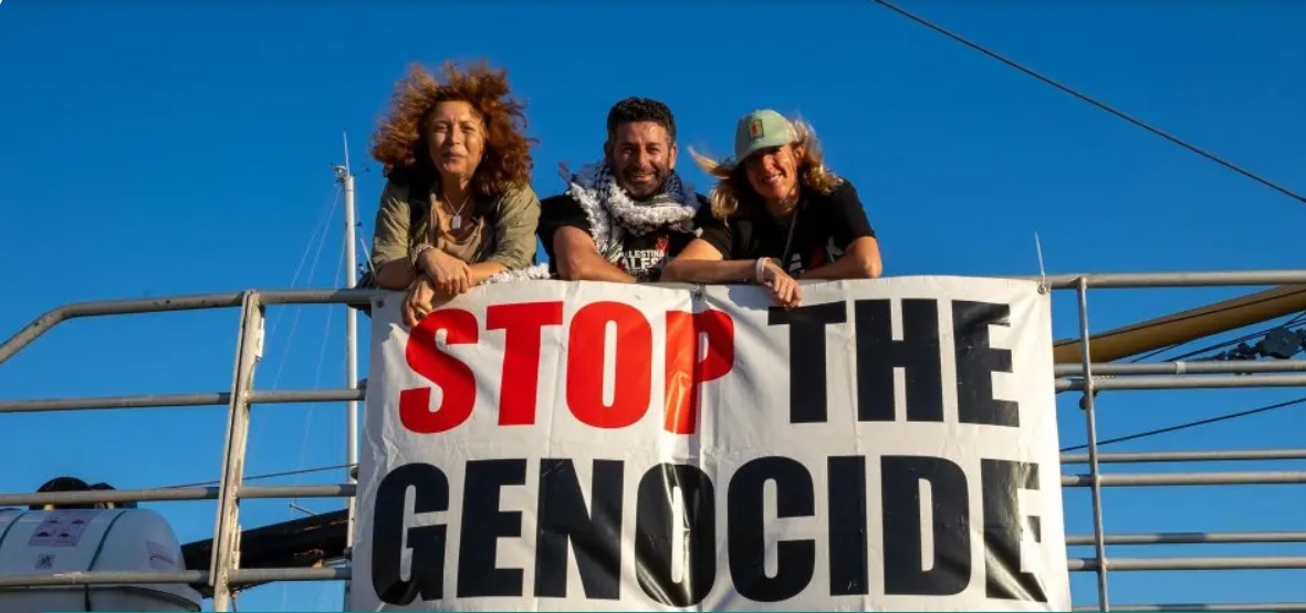 E’ Torinese la donna alla guida della nave che sta portando aiuti alla Palestina: “Israele non ha il diritto di arrestarci”