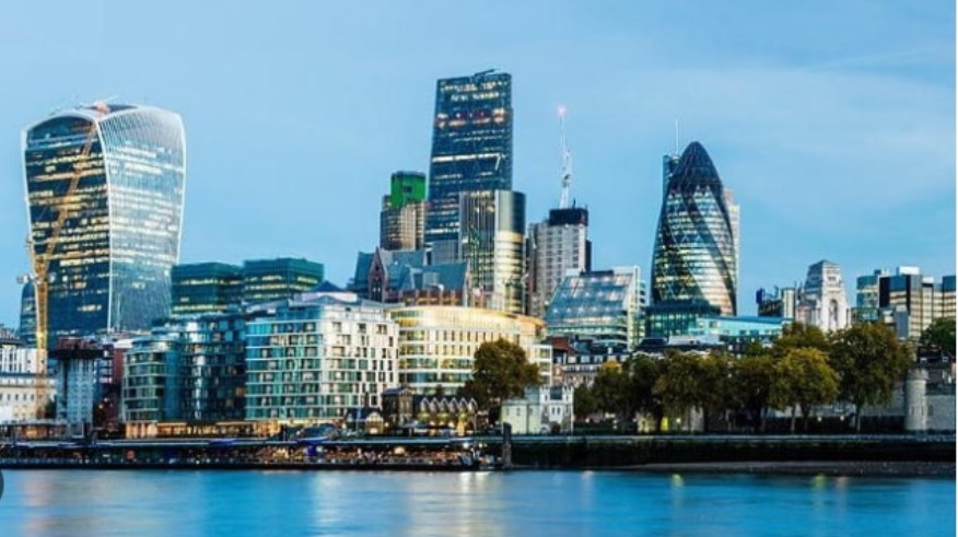 Fuga dei Super ricchi da Londra dopo la riforma fiscale – Verità o bufala? Cosa c’è di vero