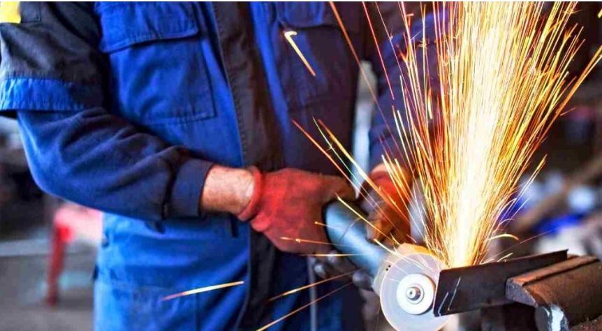 Torino – Metalmeccanici torinesi, una crisi senza precedenti: 7 su 10 in cassa integrazione. “Le multinazionali stanno saccheggiando tutto”.