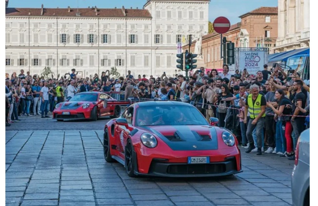 Torino – Chiude piazza Castello per il Salone dell’Auto, modifiche alla viabilità per 3 giorni: cosa cambia