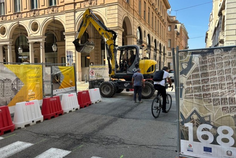 Torino – La pedonalizzazione di via Roma avanza: chiuso l’incrocio con le vie Bertola e Principe Amedeo. Le tempistiche