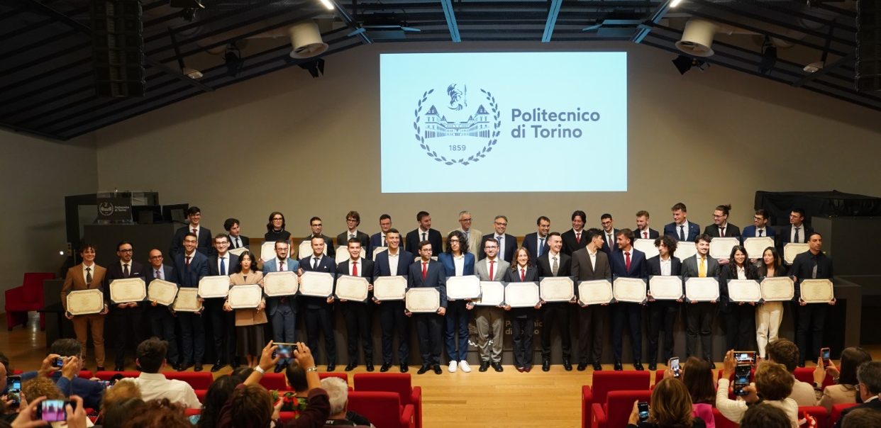 Torino – Al Politecnico si laureano i primi ingegneri della Cybersecurity in Italia- Ecco la professione del futuro