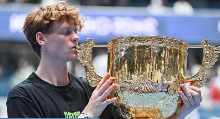 Sinner, trionfo a Pechino – Ora può tornare n°1 del mondo: ecco cosa deve fare per superare Alcaraz