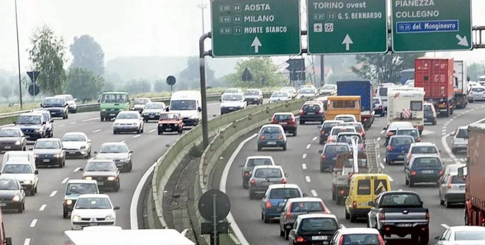 Torino – In  300.000 non pagano la Tangenziale ogni giorno: arriva il pagamento a chilometro. Ecco il piano