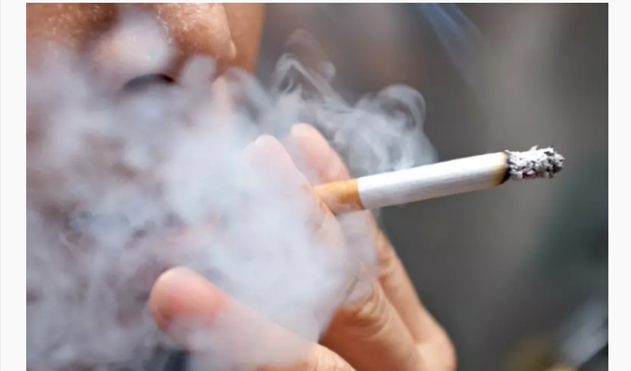 Arriva il primo divieto di fumo “generazionale” al mondo – Divieto totale per i nati dopo il 2007 (abitanti e turisti): ecco dove