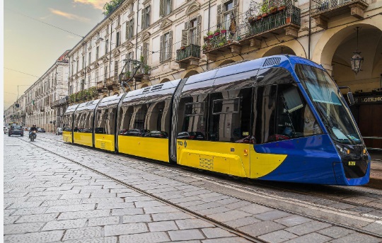 Torino – Ecco il “nuovo” Tram della collina. Avrà capolinea in piazza Hermada: le novità