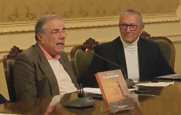 Presentato il primo libro di Emiliano Fabac: “Il vento di Paolia” – Quando la memoria diventa un viaggio letterario