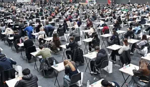 Test di Medicina – Arriva la sanatoria per chi non ha passato glie sami (e il ritorno del 6 politico). Cosa sta succedendo