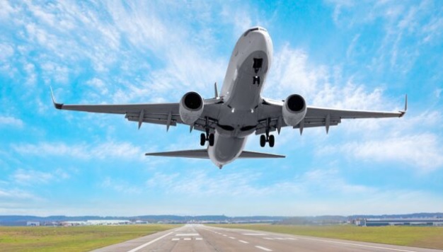 Caos aerei: 600 turisti italiani bloccati a Sharm El-Sheik, molti torinesi e milanesi. La situazione