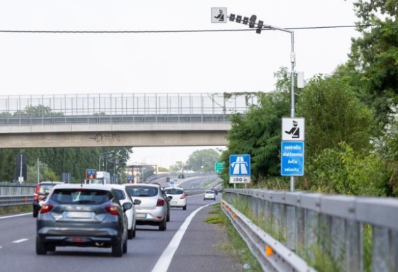 A Torino maxi incasso dalle multe per il Comune: 153mila euro al giorno, il triplo di Palermo. I dati