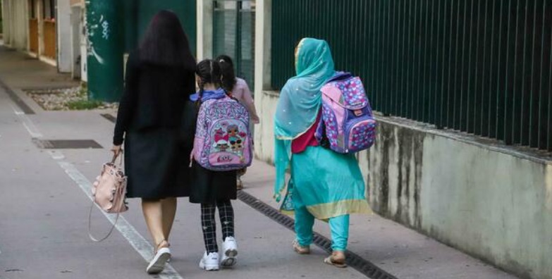Torino – I présidi lanciano l’allarme: “Italiani in fuga dalle scuole di periferia, sono tutti stranieri”