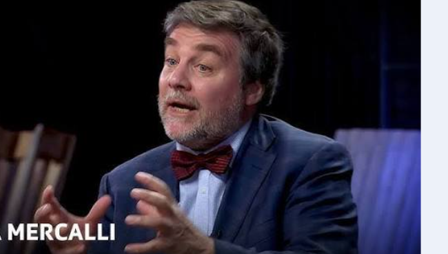 Italia infuocata dal caldo, parla Mercalli: “Noi climatologi inascoltati e anche insultati. I negazionisti cosa dicono?”