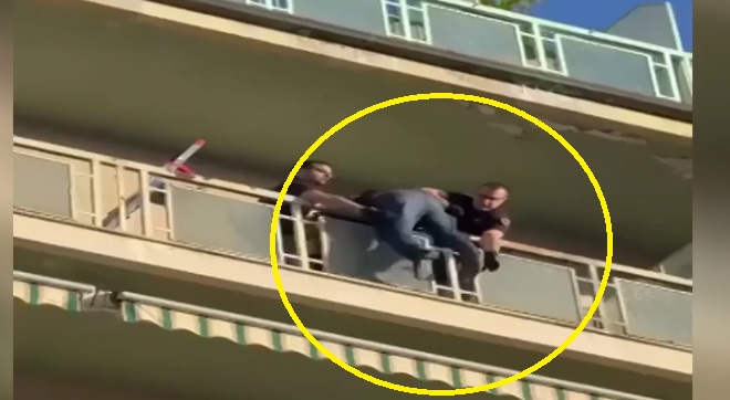 Torino – Salvataggio in extremis: uomo sul cornicione, una vicina dà l’allarme. Salvato dalla Polizia