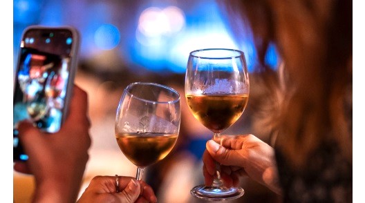 Nel Torinese torna “Calici – Gusto è Cultura” con 90 cantine, cucina d’eccellenza e spettacoli