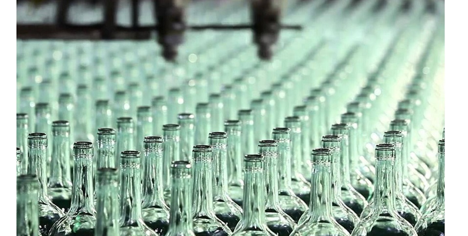 L’Italia conquista un nuovo record industriale- E’ prima in Europa per produzione di vetro: i numeri di un successo