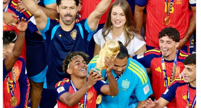 YAMAL RE DEL MONDO A 19 ANNI, MESSI IN LACRIME – Argentina dominata, Spagna campione del mondo!