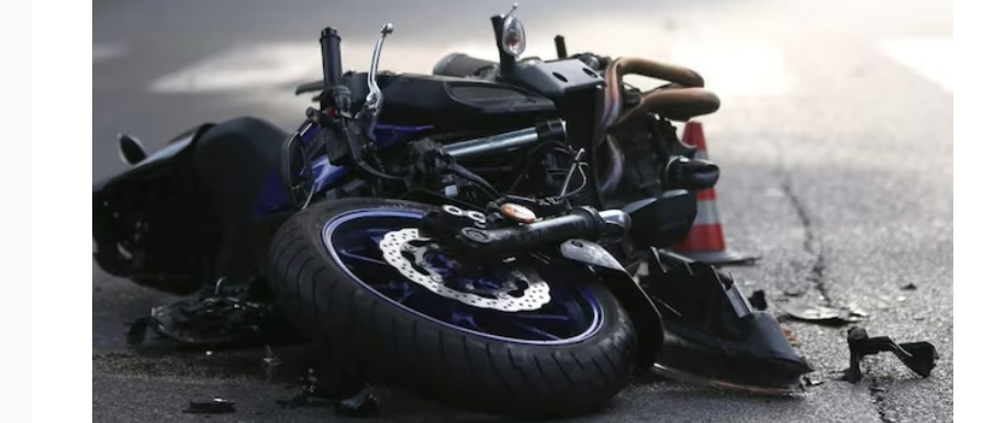 Torino- Terribile incidente in Val di Susa fra 3 moto. Muoiono due ragazzi di 18 e 21 anni