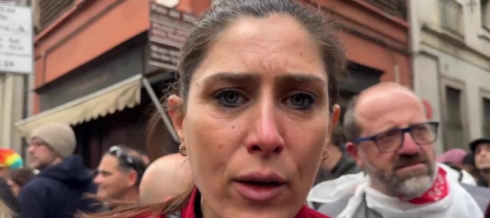 Torino – Appendino si commuove alla manifestazione contro riarmo e caro vita: “Chi va in piazza non è un criminale”