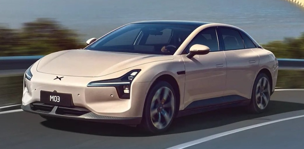 Londra valuta dazi del 45% sulle auto elettriche cinesi. Obiettivo: non restare fuori dal «Made in Europe» dell’Ue. Il piano